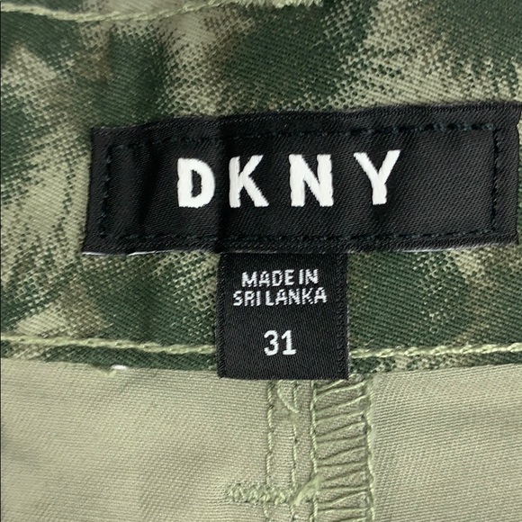 DKNY NWT olive green dress shorts M 31 - Picture 4 of 11